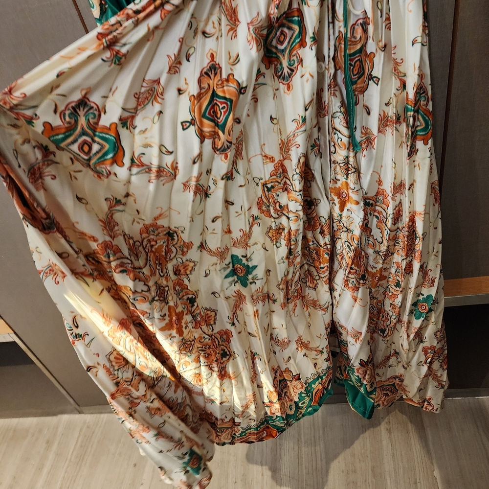 Nwt Stunning Dress - Picture 4 of 15